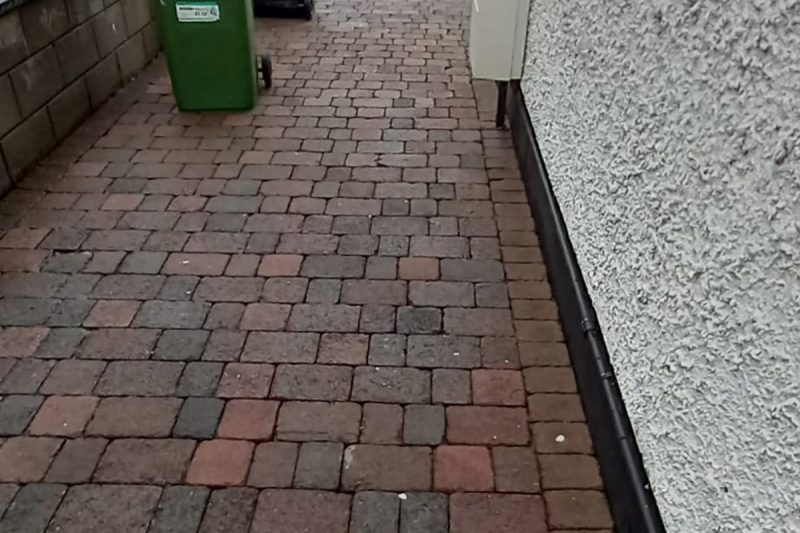 cleaning-roofs-driveways (5) cleaning-roofs-driveways (5)